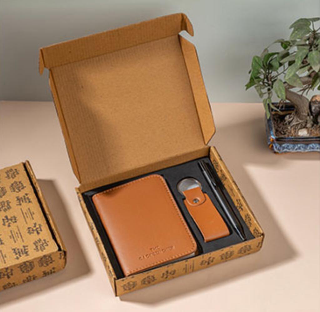 BackBencher Pocket Organizer Gift Box - Mini